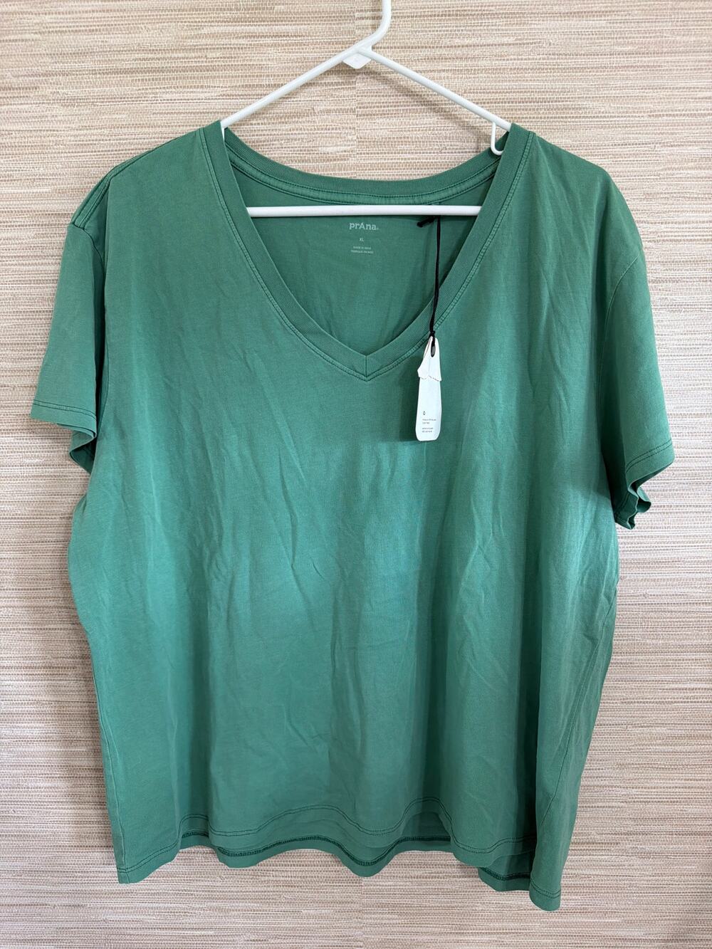 Prana 100% Organic Cotton V Neck Tee for Women size XL NWT Moss Green